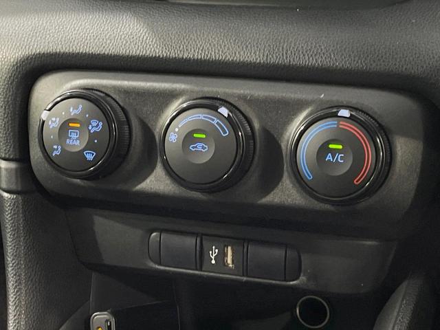 ヤリス Ｘ　ナビ付ディスプレイオーディオ　バックカメラ　セーフティセンス　コーナーセンサー　スマートキー　ＥＴＣ　オートハイビーム　車線逸脱警報　オートライト　Ｂｌｕｅｔｏｏｔｈ（36枚目）