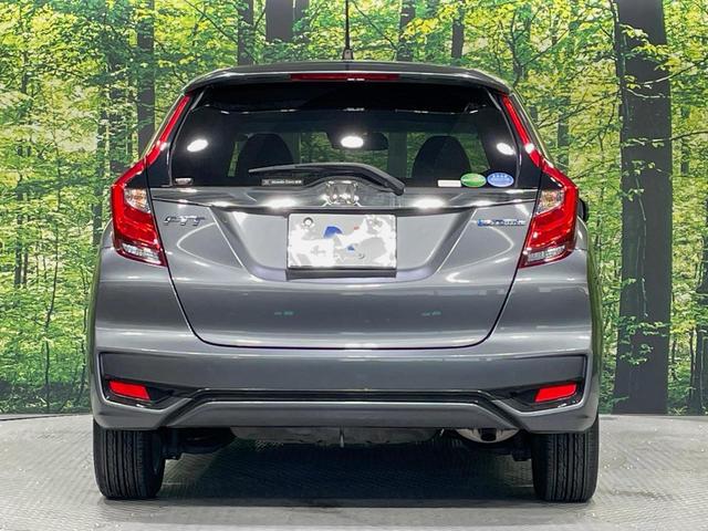 フィットハイブリッド Ｌ　ホンダセンシング　純正ＳＤナビ　バックカメラ　衝突被害軽減システム　レーダークルーズ　ドラレコ　スマートキー　ＬＥＤヘッド　ビルトインＥＴＣ　純正１５インチアルミ　車線逸脱警報　オートライト　寒冷地仕様（15枚目）