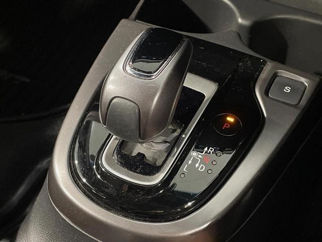 フィットハイブリッド Ｌ　ホンダセンシング　純正ＳＤナビ　バックカメラ　衝突被害軽減システム　レーダークルーズ　ドラレコ　スマートキー　ＬＥＤヘッド　ビルトインＥＴＣ　純正１５インチアルミ　車線逸脱警報　オートライト　寒冷地仕様（41枚目）