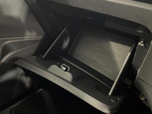 セレナ ｅ－パワー　ハイウェイスターＶ　両側電動スライドドア　純正１２型ナビ　全周囲カメラ　衝突軽減ブレーキ　プロパイロット　コーナーセンサー　スマートキー　ＬＥＤヘッド　ビルトインＥＴＣ　純正１６インチアルミ　オートハイビーム（46枚目）