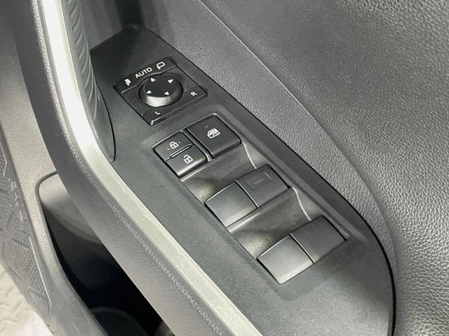 ＲＡＶ４ アドベンチャー　オフロードパッケージ　ナビ付９型ディスプレイオーディオ　セーフティセンス　レーダークルーズ　パワーシート　ドラレコ　コーナーセンサー　スマートキー　ＬＥＤヘッド　ビルトインＥＴＣ　純正１８インチアルミ（40枚目）