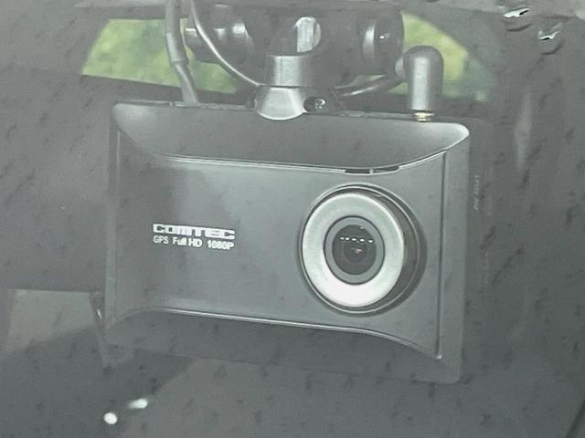 ヴェゼル ｅ：ＨＥＶ　Ｘ　ホンダコネクト９型ディスプレイ　バックカメラ　衝突被害軽減システム　レーダークルーズ　禁煙車　ドラレコ　コーナーセンサー　スマートキー　ＬＥＤヘッド　ビルトインＥＴＣ　純正１６インチアルミ（7枚目）