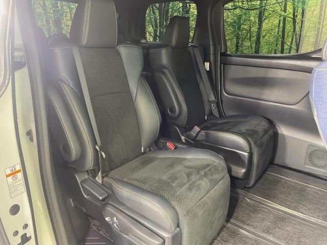 ヴェルファイア ２．５Ｚ　Ａエディション　ゴールデンアイズ　サンルーフ　モデリスタエアロ　ＢＩＧＸ１１型ナビ　１２．８型後席モニター　両側電動スライドドア　バックカメラ　１００Ｖ電源　衝突被害軽減システム　レーダークルーズ　電動リアゲート　コーナーセンサー（9枚目）