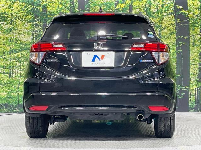 ヴェゼル ハイブリッドＺ・ホンダセンシング　純正ＳＤナビ　バックカメラ　寒冷地仕様　衝突被害軽減システム　ドラレコ　スマートキー　ＬＥＤヘッド　ルーフレール　ビルトインＥＴＣ　純正１７インチアルミ　車線逸脱警報　オートライト（15枚目）