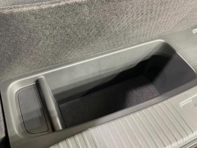 ヴェゼル ハイブリッドＺ・ホンダセンシング　純正ＳＤナビ　バックカメラ　寒冷地仕様　衝突被害軽減システム　ドラレコ　スマートキー　ＬＥＤヘッド　ルーフレール　ビルトインＥＴＣ　純正１７インチアルミ　車線逸脱警報　オートライト（26枚目）