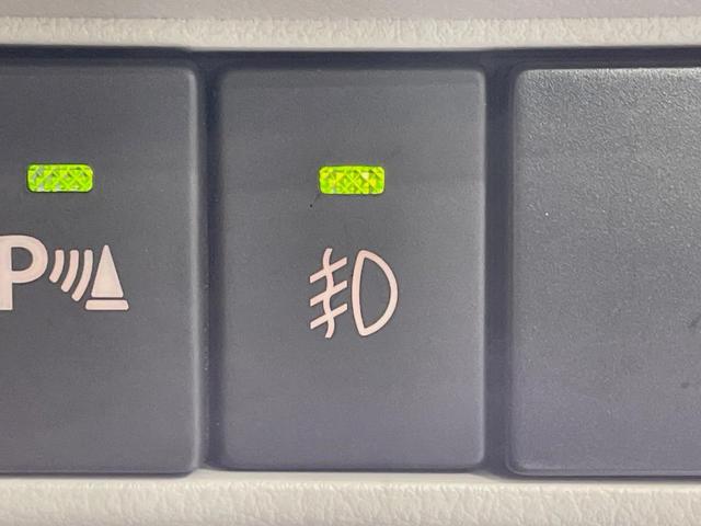 エブリイワゴン ＰＺターボスペシャル　両側電動スライドドア　１０型ナビ　バックカメラ　衝突軽減システム　電動サイドステップ　１００Ｖ電源　シートヒーター　ドラレコ　コーナーセンサー　スマートキー　ＨＩＤヘッド　ＥＴＣ　純正１４インチアルミ（55枚目）