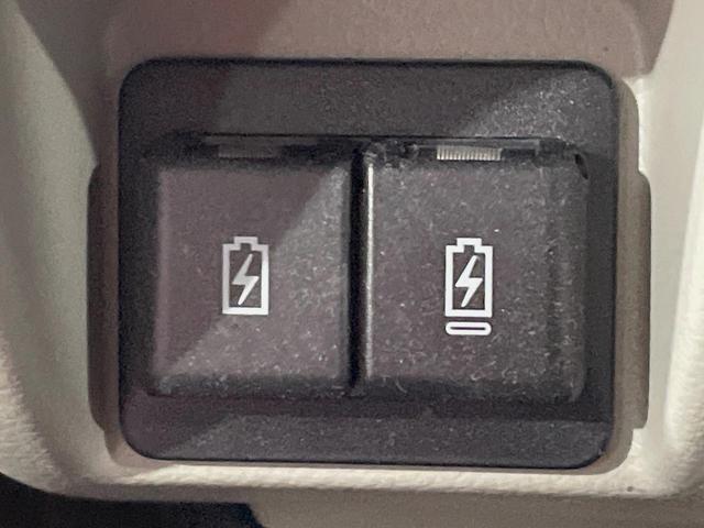 エブリイワゴン ＰＺターボスペシャル　両側電動スライドドア　１０型ナビ　バックカメラ　衝突軽減システム　電動サイドステップ　１００Ｖ電源　シートヒーター　ドラレコ　コーナーセンサー　スマートキー　ＨＩＤヘッド　ＥＴＣ　純正１４インチアルミ（61枚目）