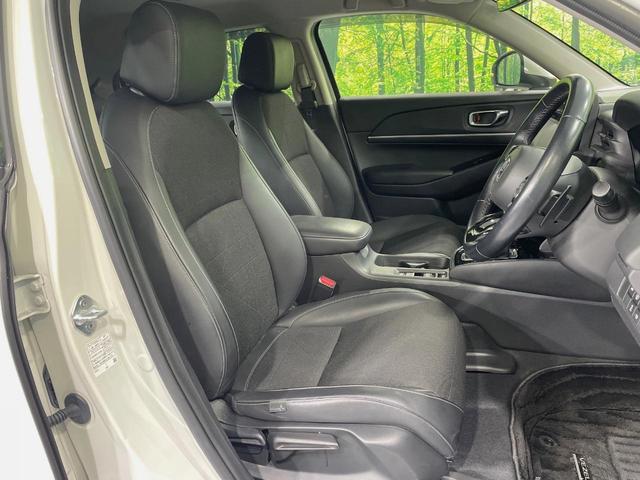 ヴェゼル ｅ：ＨＥＶ　Ｚ　純正９型ナビ　バックカメラ　寒冷地仕様　ホンダセンシング　電動リアゲート　ドラレコ　コーナーセンサー　スマートキー　ＬＥＤヘッド　ＥＴＣ２．０　純正１８インチアルミ　オートハイビーム（8枚目）