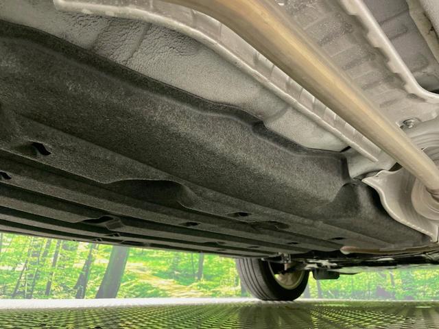 ヴェゼル ｅ：ＨＥＶ　Ｚ　純正９型ナビ　バックカメラ　寒冷地仕様　ホンダセンシング　電動リアゲート　ドラレコ　コーナーセンサー　スマートキー　ＬＥＤヘッド　ＥＴＣ２．０　純正１８インチアルミ　オートハイビーム（22枚目）