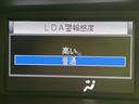 ハイブリッドＧｉ　プレミアムパッケージ　純正エアロ　両側電動ドア　純正１０型ナビ　バックカメラ　衝突被害軽減システム　１００Ｖ電源　禁煙車　スマートキー　ＬＥＤヘッド　ビルトインＥＴＣ　クルコン　オートハイビーム　車線逸脱警報　オートライト（70枚目）