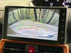 【バックカメラ】駐車時に後方がリアルタイム映像で確認できます。大型商業施設や立体駐車場での駐車時や、夜間のバック時に大活躍！運転スキルに関わらず、今や必須となった装備のひとつです！ 6