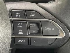 �ڥ졼�������롼������ȥ�����۹�®ƻϩ�Ǥ�Ĺ��Υ���Ԥ��ڤˡ�����ư��®�٤��ݤĥ��롼������ȥ����뤬�����ͷڸ������ƥ��Ϣ�Ȥ��������μ�ξ���Τ��Ƽִ֤��ݤĤ褦��®��Ĵ�ᤷ�Ƥ���ޤ����� 5