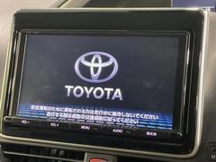 �ڽ��������ʥӡۿ͵��ν����ʥӤ������������ǥ�����ǽ�⽼�¤��Ƥ��ꡢ�£�������������³����Ф������Υ��ޥۤ�ͣУ��ץ쥤�䡼�β��ڤ������ǽ�������α�ž������˳ڤ����ʤ�ޤ����� 4