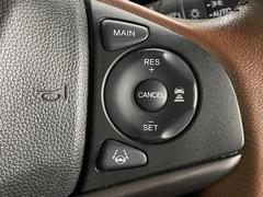 �ڥ����ץƥ��֥��롼������ȥ�����۹�®ƻϩ�Ǥ�Ĺ��Υ���Ԥ��ڤˡ�����ư��®�٤��ݤĥ��롼������ȥ����뤬�����ͷڸ������ƥ��Ϣ�Ȥ��������μ�ξ���Τ��Ƽִ֤��ݤĤ褦��®��Ĵ�ᤷ�Ƥ���ޤ����� 6