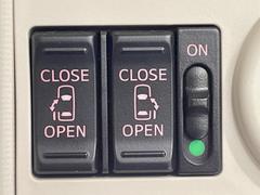 ��ξ¦�ѥ���饤�ɥɥ��ۥ��ޡ��ȥ����䱿ž�ʤΥ����å��Ǹ���ξ¦���饤�ɥɥ��γ��Ĥ���ǽ����ư�������Ϥ�����ƥɥ��򳫤���ɬ�פ�̵���������ʤ����ͤǤ��ñ�˳����Ĥ�Ǥ���Ŭ�Ǥ��� 3