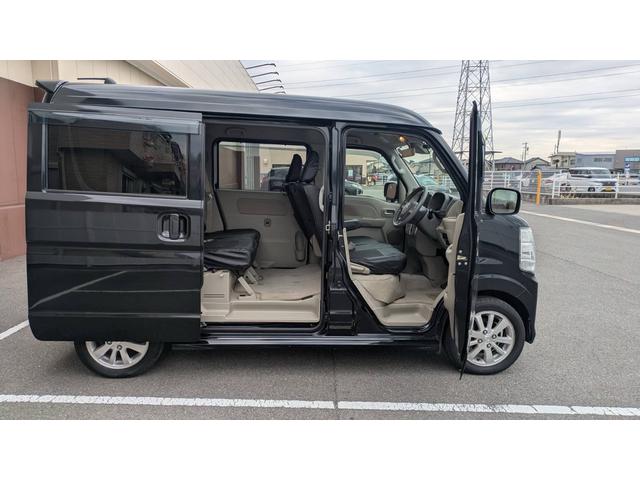 タウンボックス Ｇスペシャル４ＷＤ　エアコン　パワーステアリング　パワーウィンドウ　スマートキー　衝突安全ボディ　盗難防止システム　運転席エアバッグ　ナビ　オートライト（14枚目）