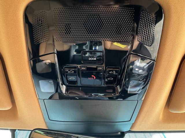 ＮＸ ＮＸ２５０　バージョンＬ　ユーザー買取車両（法人登録）　衝突軽減　純正ナビゲーション　ＴＶ　バックカメラ　ヘッドアップディスプレイ　ＡＣＣ　ムーンルーフ　レザーシート　ベンチレーション　ステアリングヒーター　ドラレコ　記録簿（28枚目）