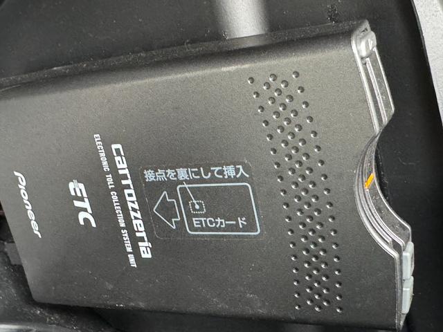 ムーヴ カスタム　Ｘ　ユーザー買取車両　社外メモリーナビ　ワンセグ　エコアイドル　ＥＴＣ　純正１４インチアルミホイール　プッシュスタート　ドアバイザー　フロアマット　禁煙車　記録簿（21枚目）