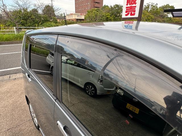ムーヴ カスタム　Ｘ　ユーザー買取車両　社外メモリーナビ　ワンセグ　エコアイドル　ＥＴＣ　純正１４インチアルミホイール　プッシュスタート　ドアバイザー　フロアマット　禁煙車　記録簿（52枚目）