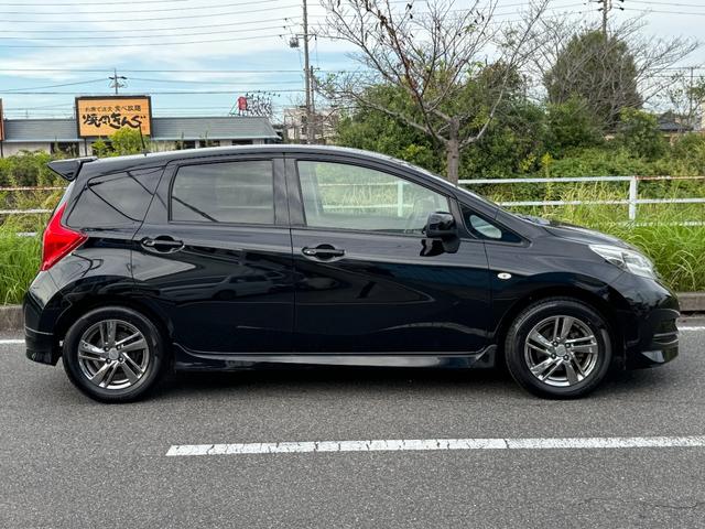 ノート ライダーブラックラインエマージェンシーブレーキパック　ユーザー買取車両　ワンオーナー　エマージェンシーブレーキＰＫＧ　衝突軽減　車線逸脱警報　純正メモリーナビ　フルセグ　Ｂｌｕｅｔｏｏｔｈ　バックカメラ　アイドリングストップ　ＥＴＣ　近縁車　記録簿（18枚目）