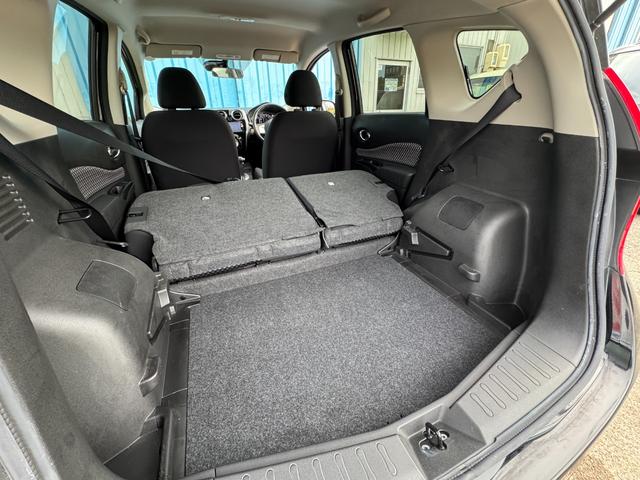 ノート ライダーブラックラインエマージェンシーブレーキパック　ユーザー買取車両　ワンオーナー　エマージェンシーブレーキＰＫＧ　衝突軽減　車線逸脱警報　純正メモリーナビ　フルセグ　Ｂｌｕｅｔｏｏｔｈ　バックカメラ　アイドリングストップ　ＥＴＣ　近縁車　記録簿（50枚目）