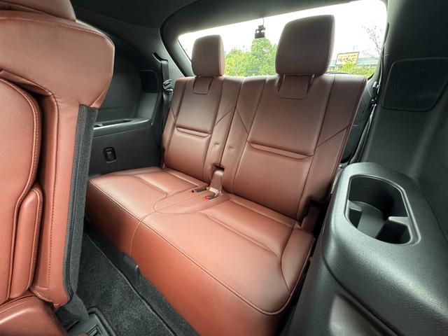 ＣＸ－８ ＸＤ　エクスクルーシブモード　ワンオーナー　衝突軽減　ナビ　全方位モニター　クリソナ　ＢＯＳＥサウンドシステム　ＡＣＣ　茶革シート　ベンチレーション　後席シートヒーター　ＰＷシート　ステアリングヒーター　電動Ｒゲート　禁煙　記録簿（24枚目）