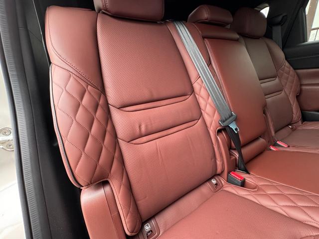 ＣＸ－８ ＸＤ　エクスクルーシブモード　ワンオーナー　衝突軽減　ナビ　全方位モニター　クリソナ　ＢＯＳＥサウンドシステム　ＡＣＣ　茶革シート　ベンチレーション　後席シートヒーター　ＰＷシート　ステアリングヒーター　電動Ｒゲート　禁煙　記録簿（55枚目）