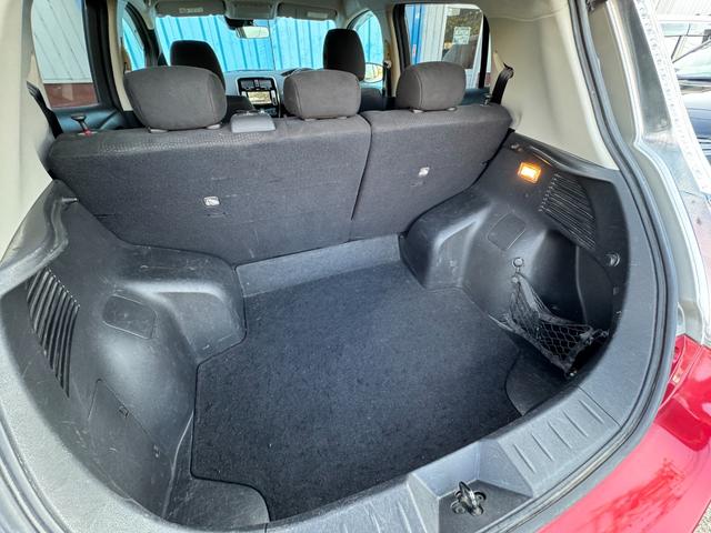 リーフ X サンクスエディション(30kwh) 衝突軽減 車線逸脱警報 純正ナビ フルセグ バックカメラ 全席シートヒーター ステアリングヒーター クルーズコントロール 10セグ スマートキー ETC 充電ケーブル有 LED 禁煙車 記録簿(50枚目)