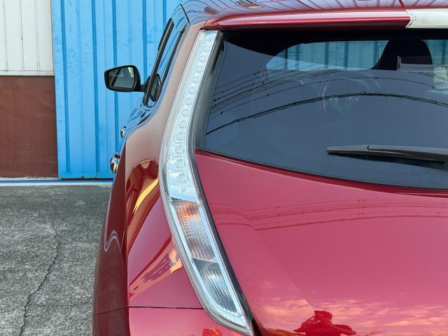 リーフ X サンクスエディション(30kwh) 衝突軽減 車線逸脱警報 純正ナビ フルセグ バックカメラ 全席シートヒーター ステアリングヒーター クルーズコントロール 10セグ スマートキー ETC 充電ケーブル有 LED 禁煙車 記録簿(60枚目)
