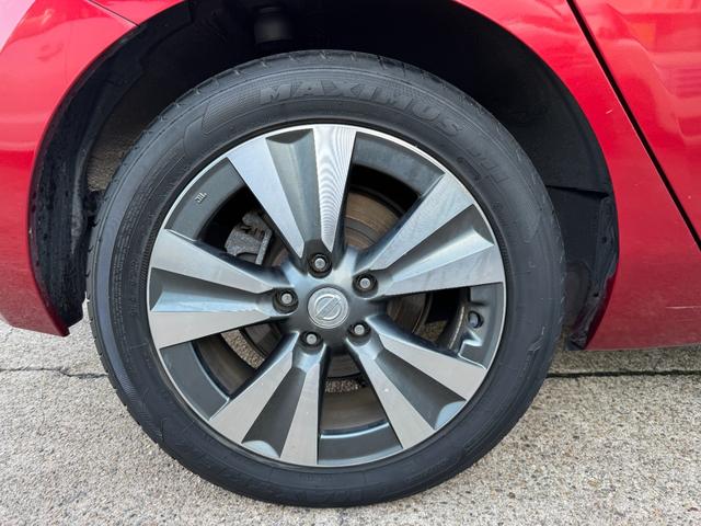 リーフ X サンクスエディション(30kwh) 衝突軽減 車線逸脱警報 純正ナビ フルセグ バックカメラ 全席シートヒーター ステアリングヒーター クルーズコントロール 10セグ スマートキー ETC 充電ケーブル有 LED 禁煙車 記録簿(63枚目)