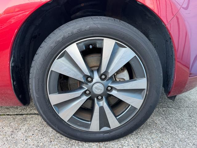 リーフ X サンクスエディション(30kwh) 衝突軽減 車線逸脱警報 純正ナビ フルセグ バックカメラ 全席シートヒーター ステアリングヒーター クルーズコントロール 10セグ スマートキー ETC 充電ケーブル有 LED 禁煙車 記録簿(65枚目)