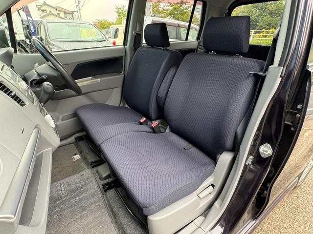 AZワゴン XSスペシャル ユーザー買取車両 ワンオーナー 純正オーディオ フォグランプ オートライト フルオートエアコン ヘッドライトレベライザー スマートキー スペアキー ドアバイザー フロアマット 禁煙車 記録簿(10枚目)