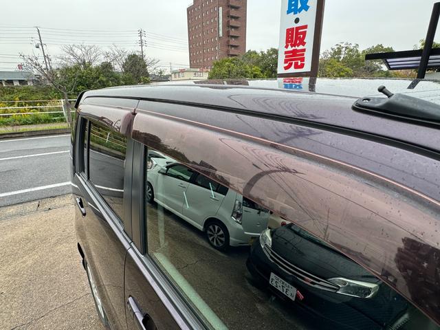 AZワゴン XSスペシャル ユーザー買取車両 ワンオーナー 純正オーディオ フォグランプ オートライト フルオートエアコン ヘッドライトレベライザー スマートキー スペアキー ドアバイザー フロアマット 禁煙車 記録簿(55枚目)