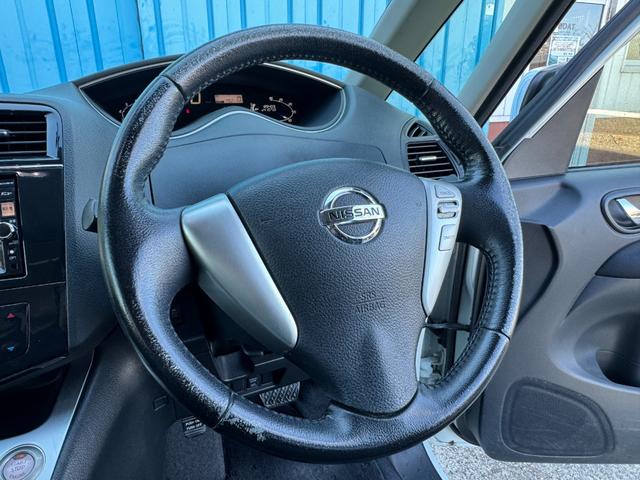 セレナ 20X クロスギア S-ハイブリッド 法人ユーザー買取車両 合皮シート 純正ナビ フルセグ(走行中視聴可能) バックカメラ フリップダウンモニター 360度ドライブレコーダー 両側PWスライドドア コーナーセンサー クルコン 禁煙 記録簿(10枚目)