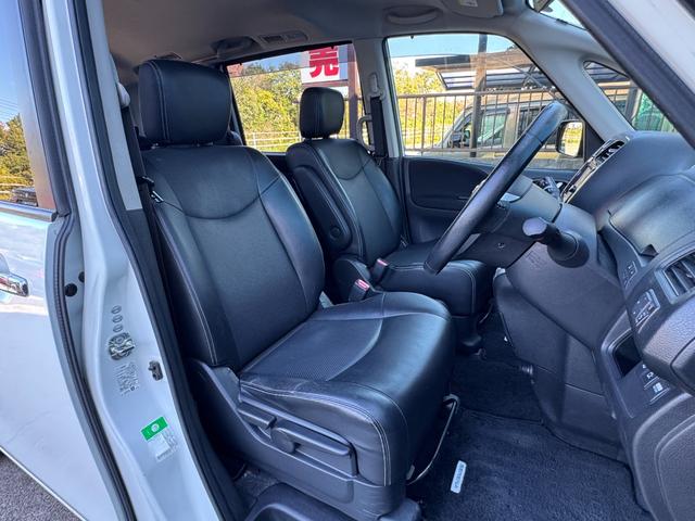 セレナ 20X クロスギア S-ハイブリッド 法人ユーザー買取車両 合皮シート 純正ナビ フルセグ(走行中視聴可能) バックカメラ フリップダウンモニター 360度ドライブレコーダー 両側PWスライドドア コーナーセンサー クルコン 禁煙 記録簿(16枚目)