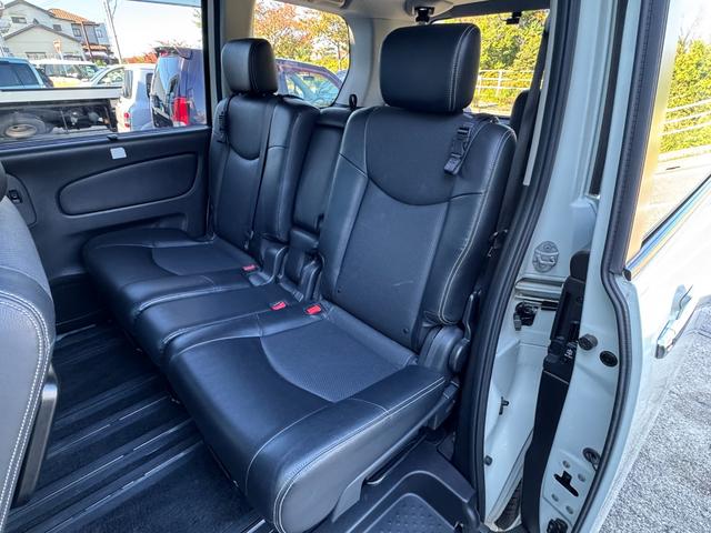 セレナ 20X クロスギア S-ハイブリッド 法人ユーザー買取車両 合皮シート 純正ナビ フルセグ(走行中視聴可能) バックカメラ フリップダウンモニター 360度ドライブレコーダー 両側PWスライドドア コーナーセンサー クルコン 禁煙 記録簿(19枚目)