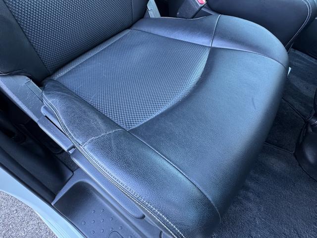 セレナ 20X クロスギア S-ハイブリッド 法人ユーザー買取車両 合皮シート 純正ナビ フルセグ(走行中視聴可能) バックカメラ フリップダウンモニター 360度ドライブレコーダー 両側PWスライドドア コーナーセンサー クルコン 禁煙 記録簿(48枚目)