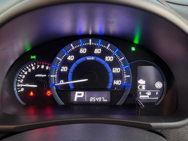 ワゴンＲスティングレー Ｘ　ユーザー買取車両　衝突軽減ブレーキ　踏み間違い防止　準衛メモリーナビ　地デジ　バックカメラ　エネチャージ　シートヒーター　ディチャージヘッドライト　フォグ　アイドリングストップ　禁煙車　記録簿（8枚目）