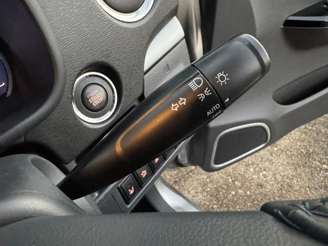 ワゴンＲスティングレー Ｘ　ユーザー買取車両　衝突軽減ブレーキ　踏み間違い防止　準衛メモリーナビ　地デジ　バックカメラ　エネチャージ　シートヒーター　ディチャージヘッドライト　フォグ　アイドリングストップ　禁煙車　記録簿（12枚目）