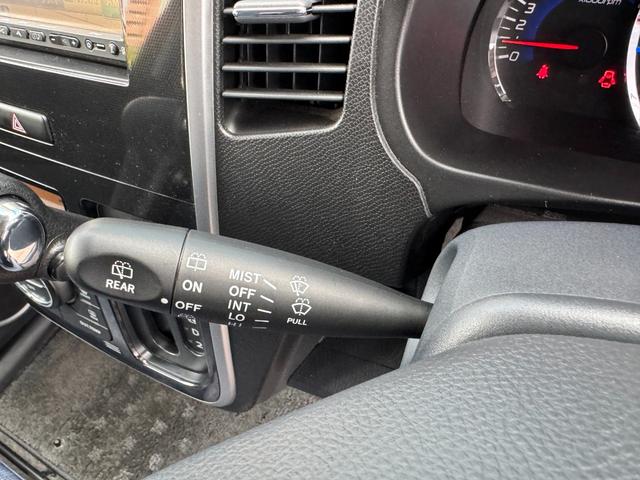 ワゴンＲスティングレー Ｘ　ユーザー買取車両　社外メモリーナビ　ワンセグ　ＥＴＣ　スマートキー　スペアキー有　ディスチャージヘッドライト　フォグランプ　禁煙車　記録簿（8枚目）