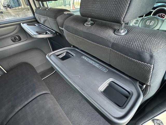 N-BOX G SSパッケージ ユーザー買取車両 ワンオーナー シティブレーキアクティブシステム(低速域衝突軽減ブレーキ+誤発進抑制機能) ナビ TV Bluetooth Bカメラ ドライブレコーダー 両側パワスラ 禁煙 記録簿(18枚目)