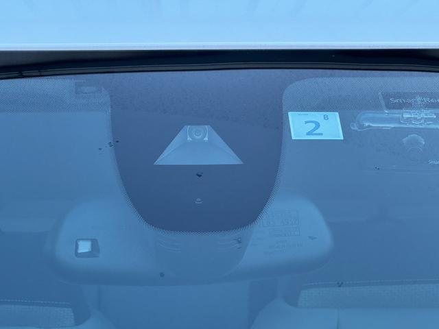 �y�A�N�e�B�u�Z�[�t�e�B�u���[�L�i��Q�y���u���[�L�j�z�@�O���̎ԗ����Q�������m���A�h���C�o�[����𑀍���s��Ȃ��ꍇ�Ɏ����I�Ƀu���[�L���쓮������@�\�ł��B