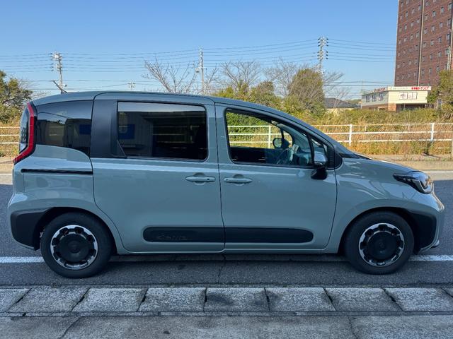 シエンタ Ｚ　１オーナー　ユーザー買取車両　衝突軽減　ＰＤＡ　ＡＣＣ　１０．５型ナビ　フルセグ　バックカメラ　両側パワス　ＢＳＭ　Ｐソナー　リアロールサンシェード　ステアリングヒーター　シートヒーター　禁煙　記録簿（25枚目）