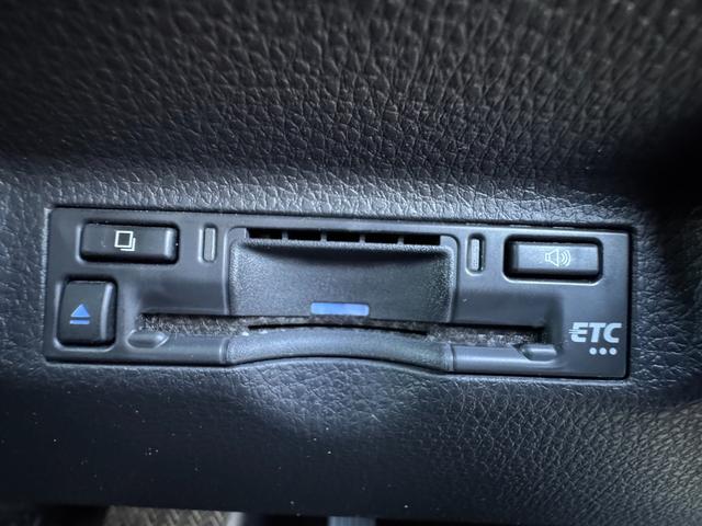 シエンタ Ｚ　１オーナー　ユーザー買取車両　衝突軽減　ＰＤＡ　ＡＣＣ　１０．５型ナビ　フルセグ　バックカメラ　両側パワス　ＢＳＭ　Ｐソナー　リアロールサンシェード　ステアリングヒーター　シートヒーター　禁煙　記録簿（32枚目）