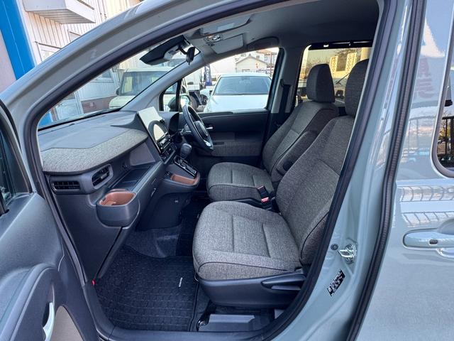 シエンタ Ｚ　１オーナー　ユーザー買取車両　衝突軽減　ＰＤＡ　ＡＣＣ　１０．５型ナビ　フルセグ　バックカメラ　両側パワス　ＢＳＭ　Ｐソナー　リアロールサンシェード　ステアリングヒーター　シートヒーター　禁煙　記録簿（40枚目）