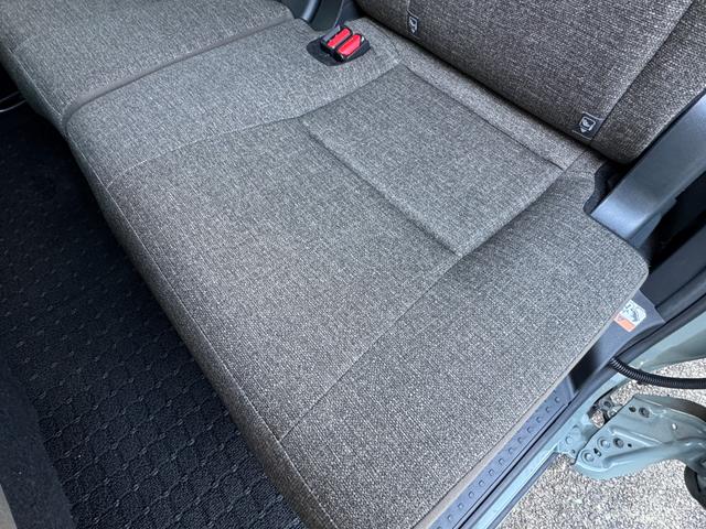 シエンタ Ｚ　１オーナー　ユーザー買取車両　衝突軽減　ＰＤＡ　ＡＣＣ　１０．５型ナビ　フルセグ　バックカメラ　両側パワス　ＢＳＭ　Ｐソナー　リアロールサンシェード　ステアリングヒーター　シートヒーター　禁煙　記録簿（52枚目）