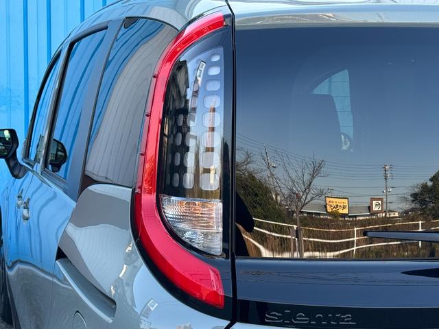 シエンタ Ｚ　１オーナー　ユーザー買取車両　衝突軽減　ＰＤＡ　ＡＣＣ　１０．５型ナビ　フルセグ　バックカメラ　両側パワス　ＢＳＭ　Ｐソナー　リアロールサンシェード　ステアリングヒーター　シートヒーター　禁煙　記録簿（68枚目）