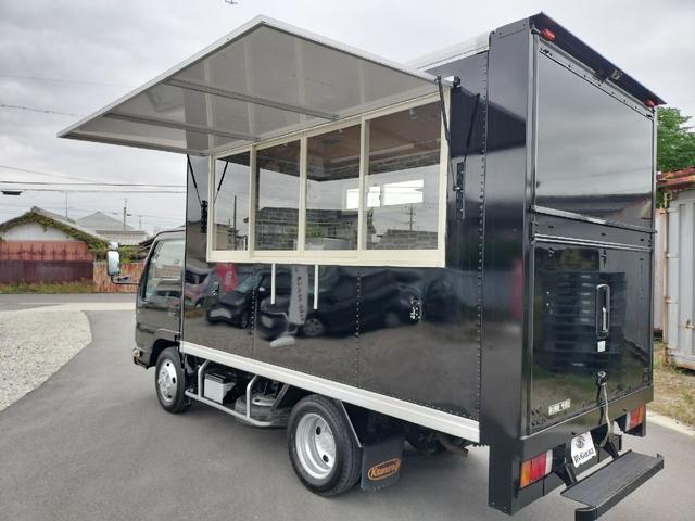 エルフトラック キッチンカー　キッチンカー・冷蔵庫・２槽シンク・電動給水ポンプ・ステンレス作業台・換気扇・アイスストッカー・つり棚・コンセント・ブレーカー・カラーバックモニター・全塗装可（要相談）（9枚目）