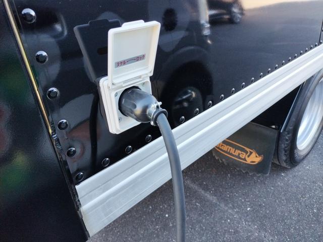 エルフトラック キッチンカー　キッチンカー・冷蔵庫・２槽シンク・電動給水ポンプ・ステンレス作業台・換気扇・アイスストッカー・つり棚・コンセント・ブレーカー・カラーバックモニター・全塗装可（要相談）（33枚目）