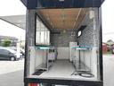 キッチンカー　キッチンカー・冷蔵庫・２槽シンク・電動給水ポンプ・ステンレス作業台・換気扇・アイスストッカー・つり棚・コンセント・ブレーカー・カラーバックモニター・全塗装可（要相談）（13枚目）